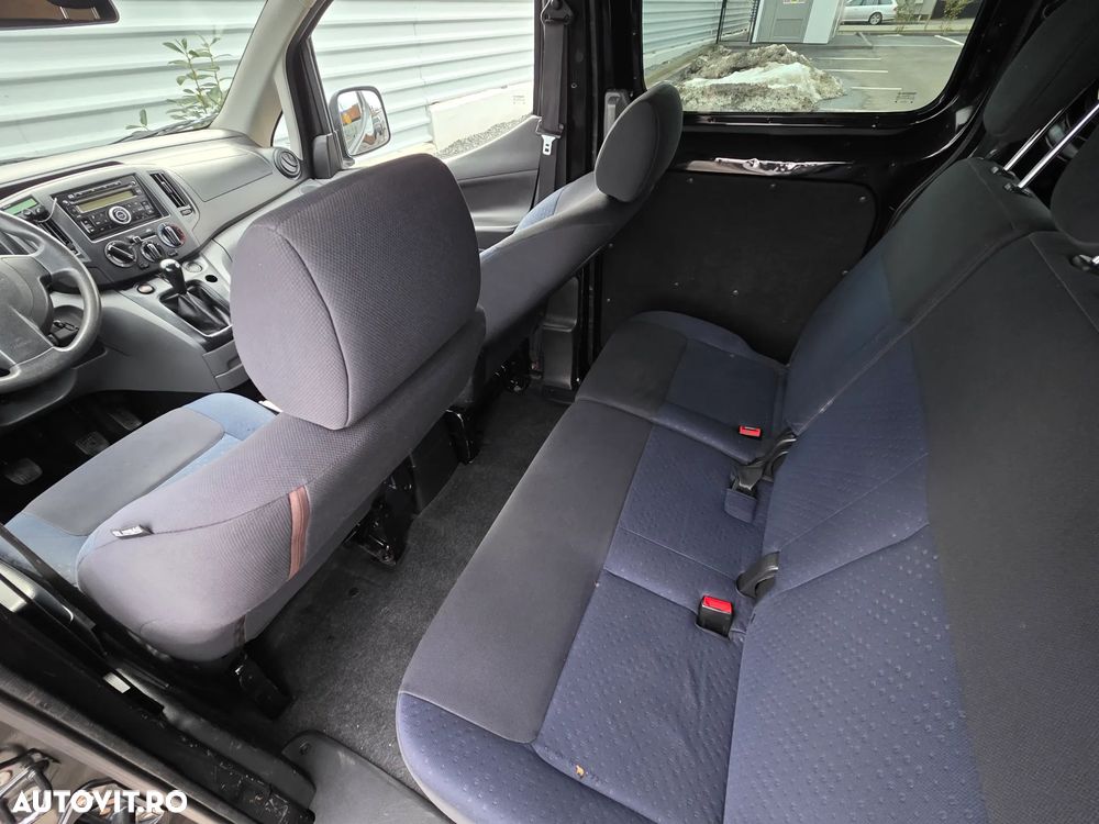 Nissan NV200 - 14