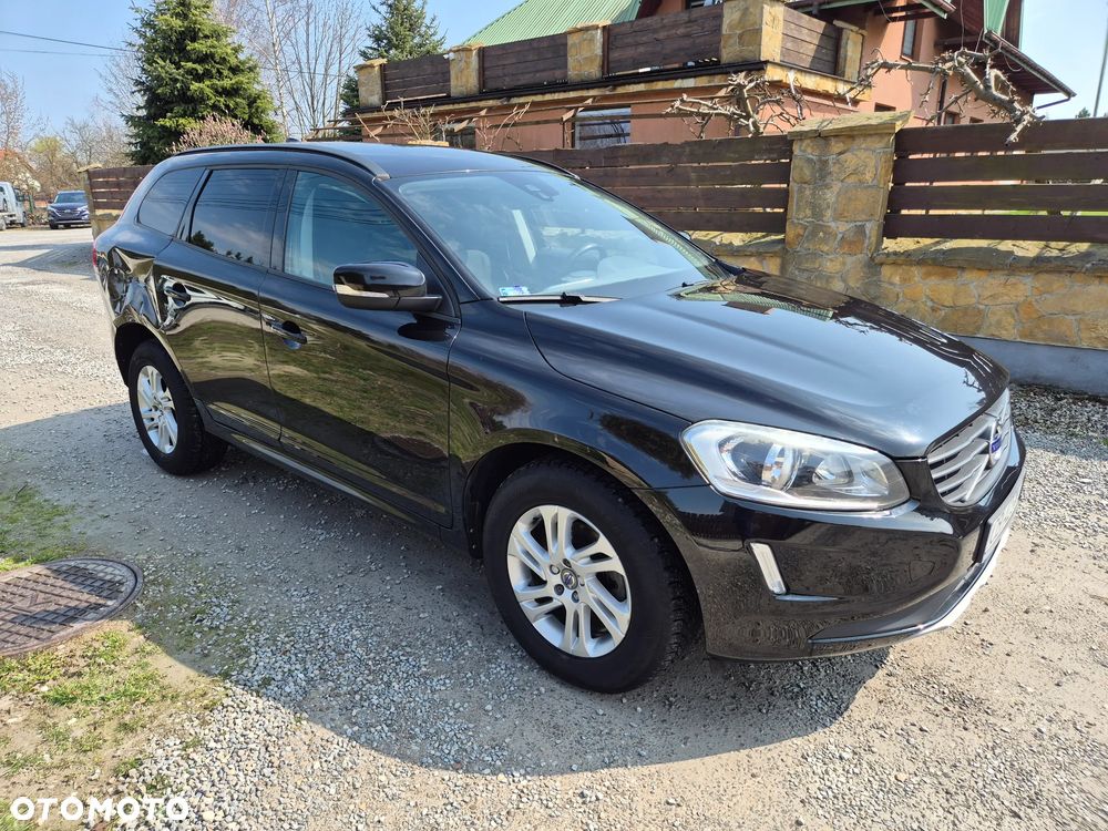 Volvo XC 60 D3 Momentum - 8