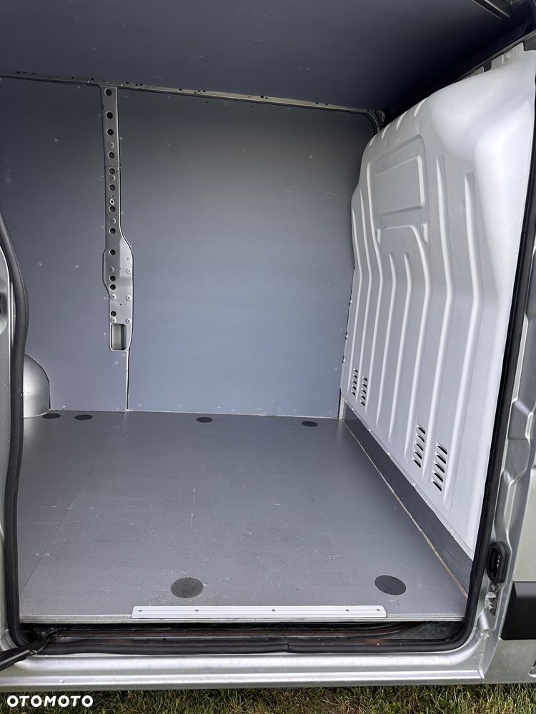 Opel Movano - 8