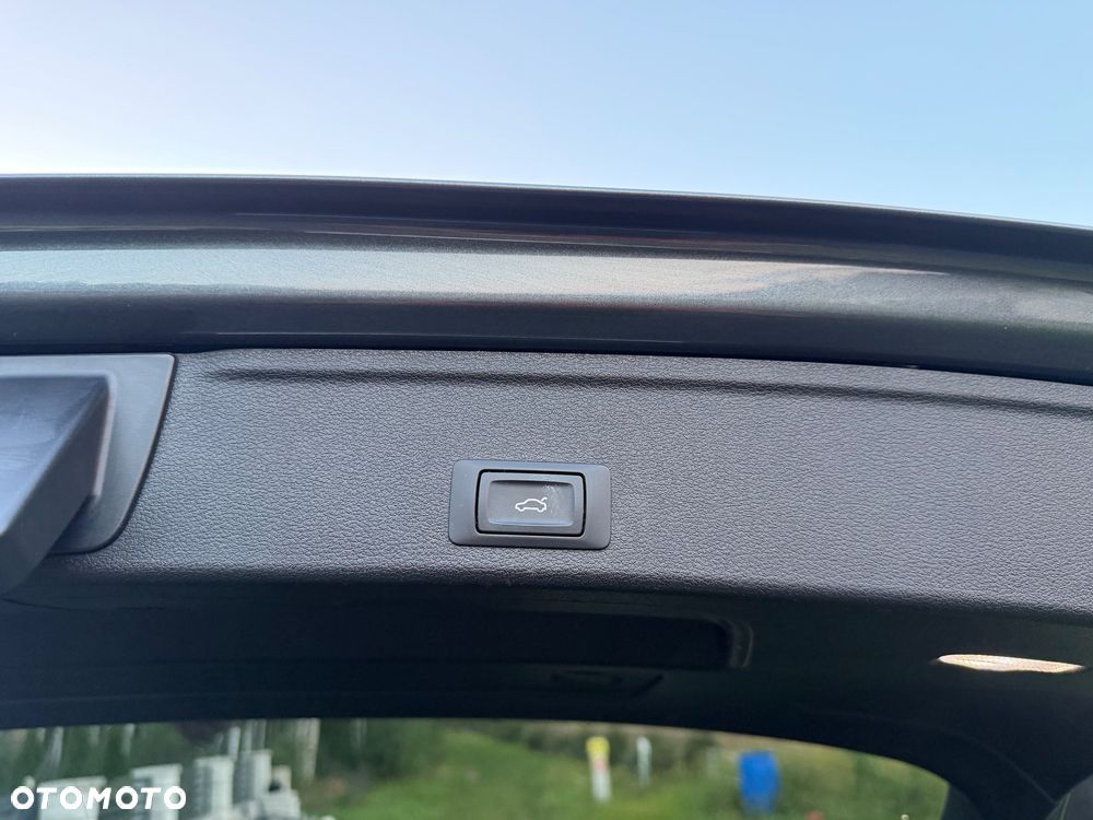 Audi A4 Avant 35 TFSI S tronic S line - 20