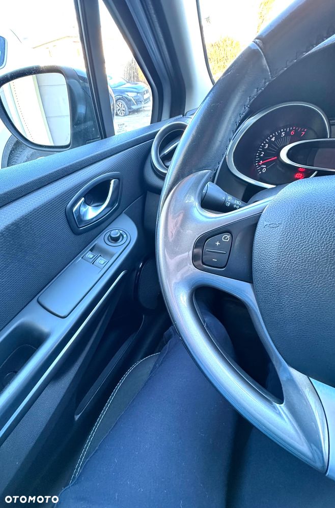 Renault Clio 1.2 Energy TCe Limited Plus EDC - 19