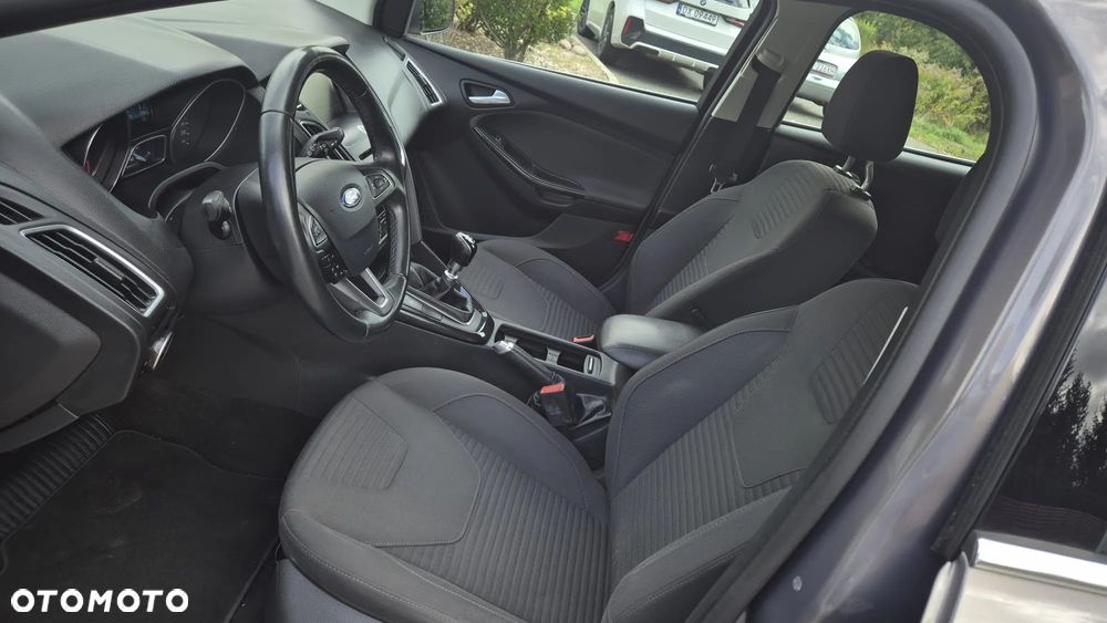 Ford Focus 1.5 EcoBoost Start-Stopp-System Business Edition - 9