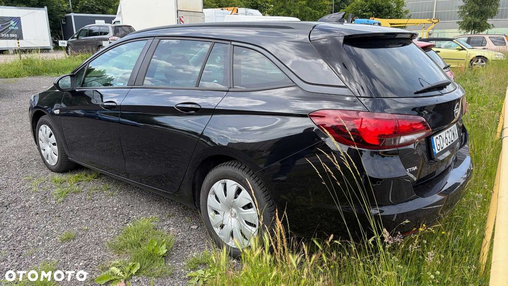 Opel Astra - 4