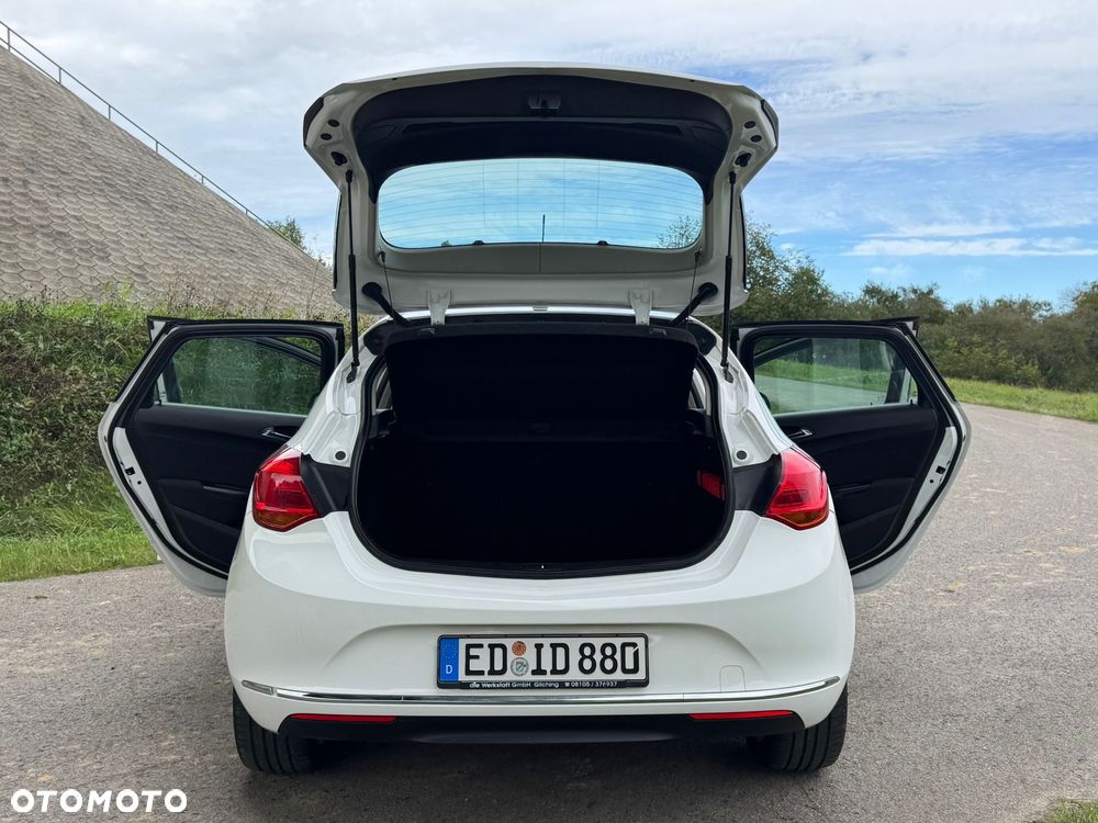 Opel Astra 1.6 Active - 17
