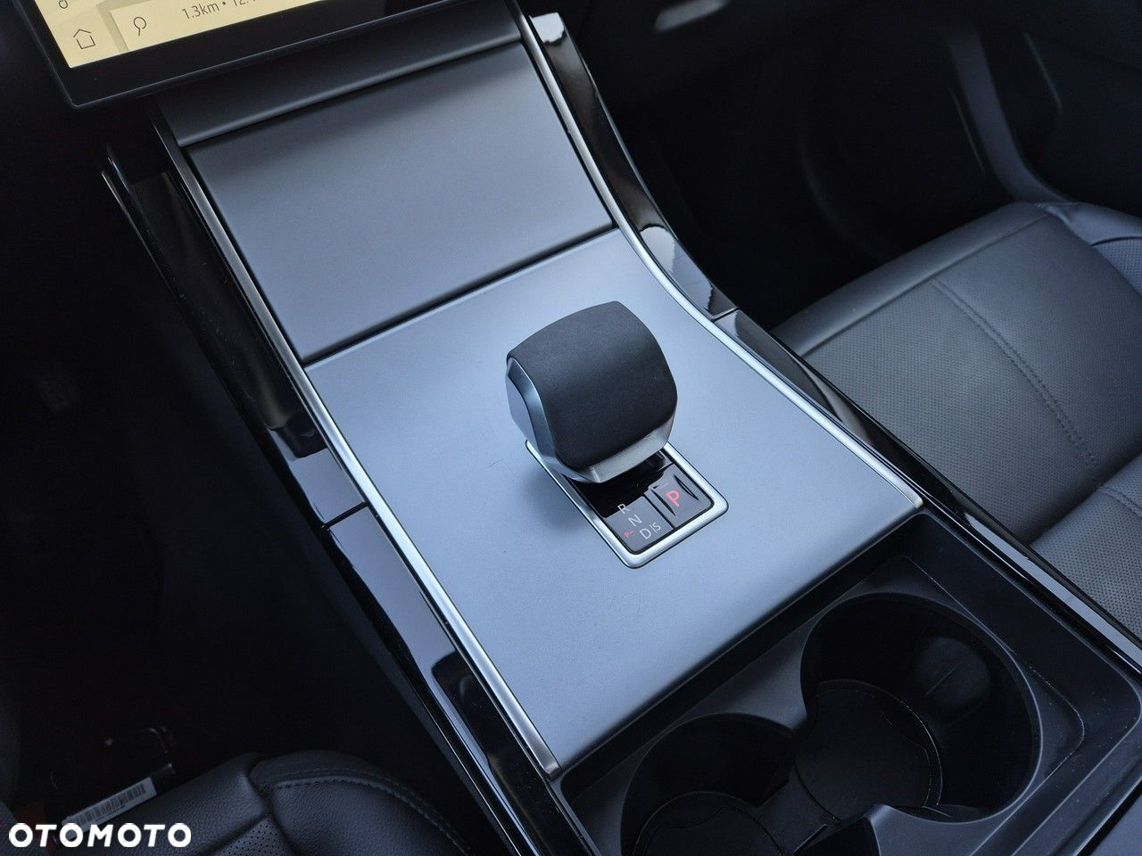 Land Rover Range Rover Velar - 32