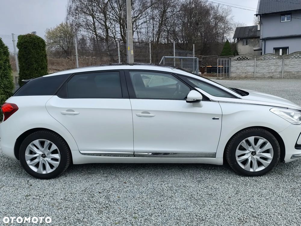 Citroën DS5 2.0 HDi Hybrid4 SoChic MCP - 3
