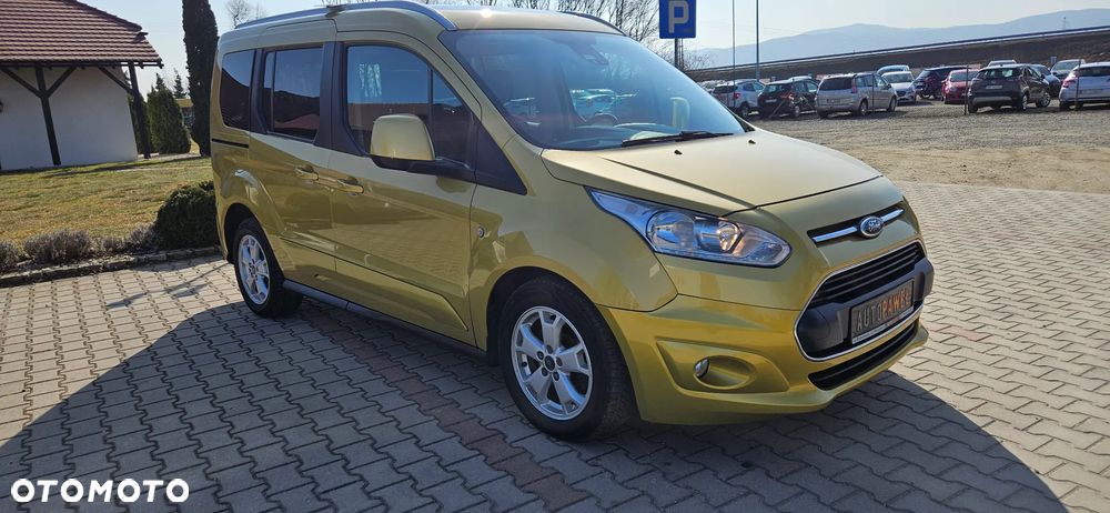 Ford Tourneo Connect Grand - 31