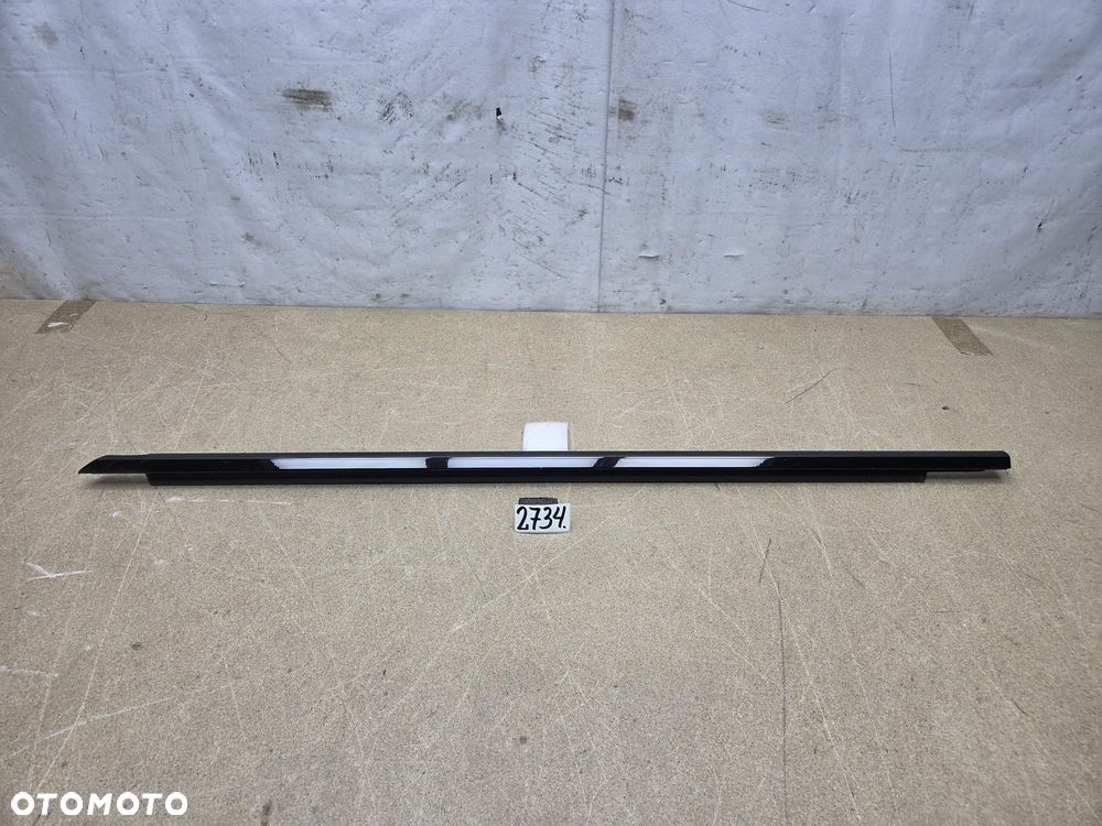 BMW 3 G20,G21 LISTWA DRZWI USZCZELKA SZYBY lewy przód 51337465149 - 1