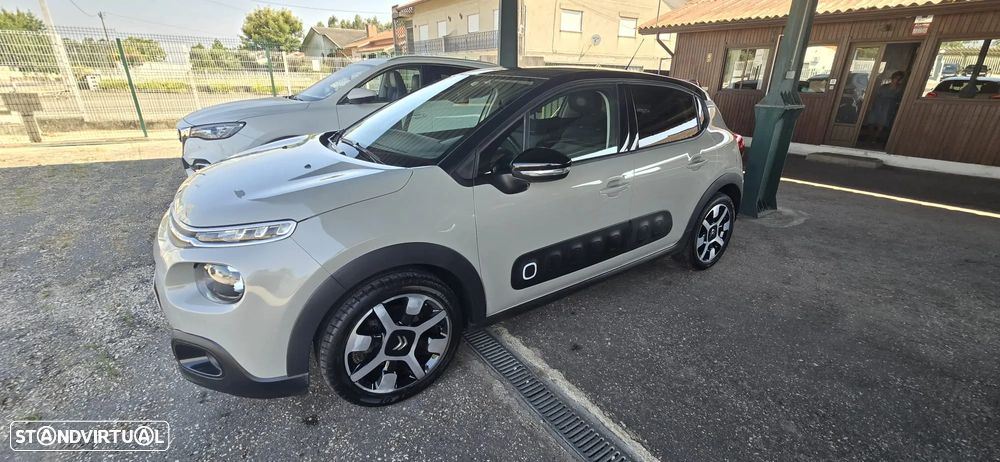 Citroën C3 1.2 PureTech Shine - 13