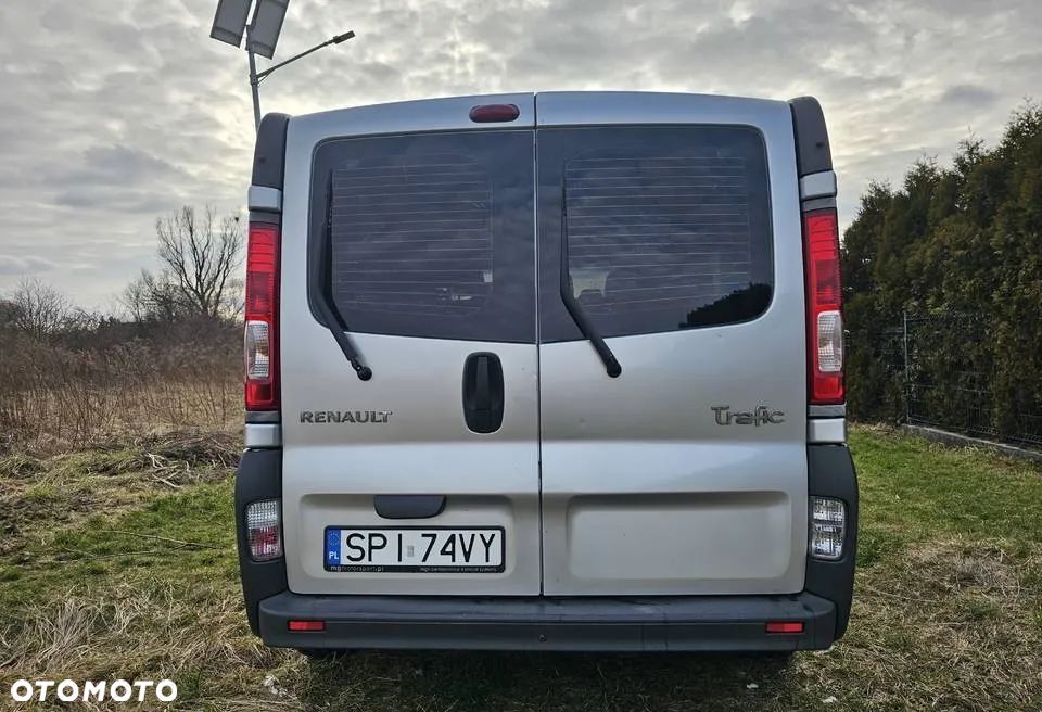 Renault Trafic - 8