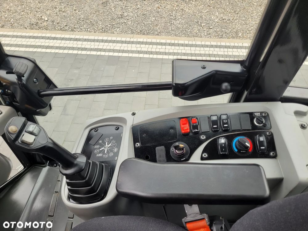 Caterpillar 906M / nowy model 2022r. / łyżka otwierana + widły / SUPER STAN - 21