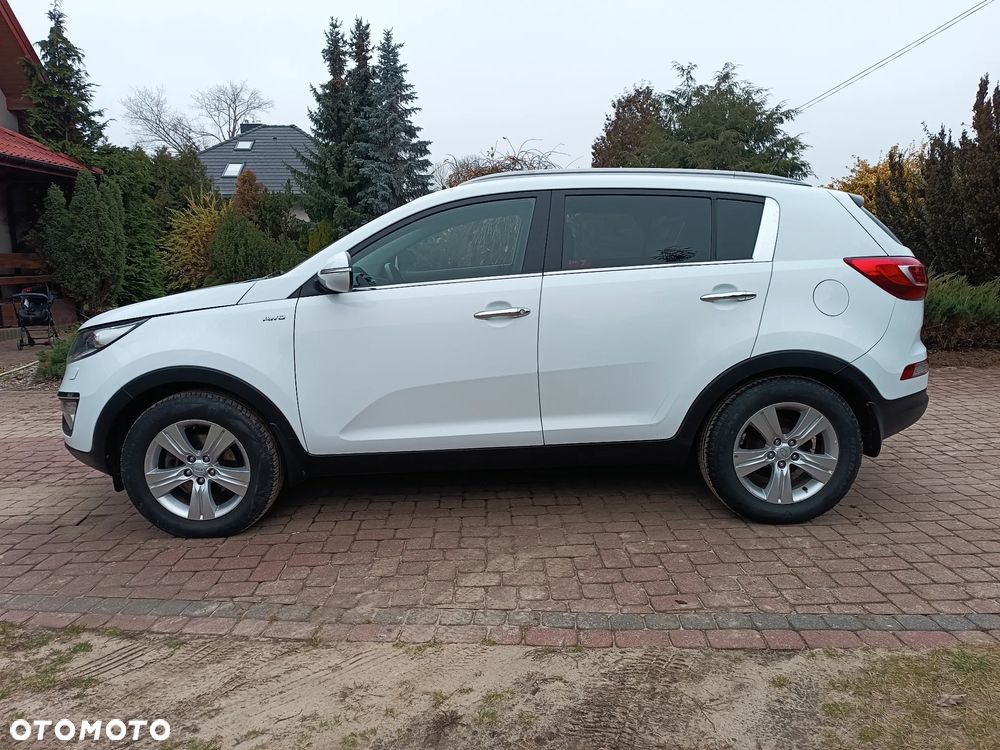 Kia Sportage 2.0 L - 5