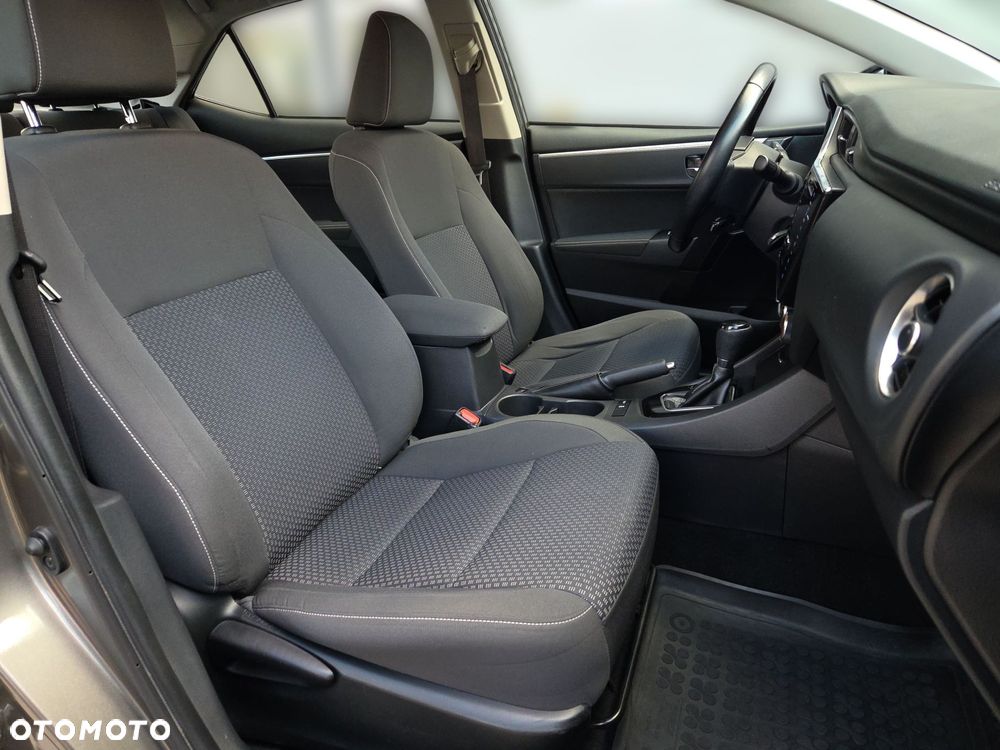 Toyota Corolla 1.6 Comfort MS - 12