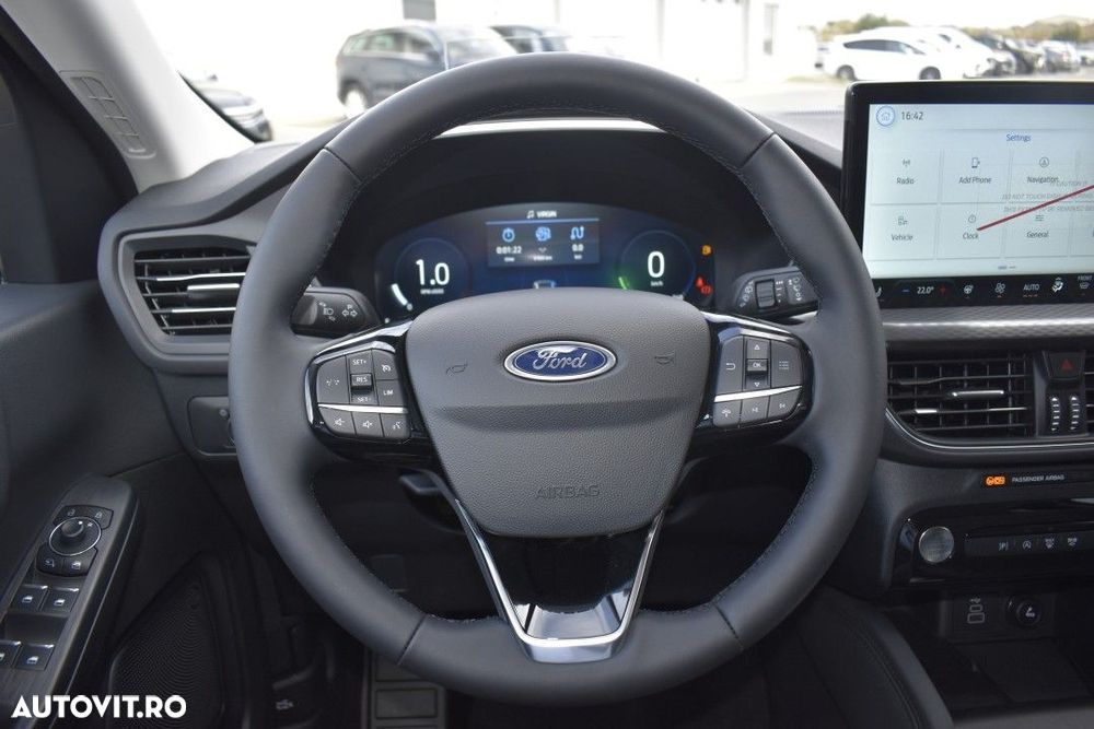 Ford Kuga - 21