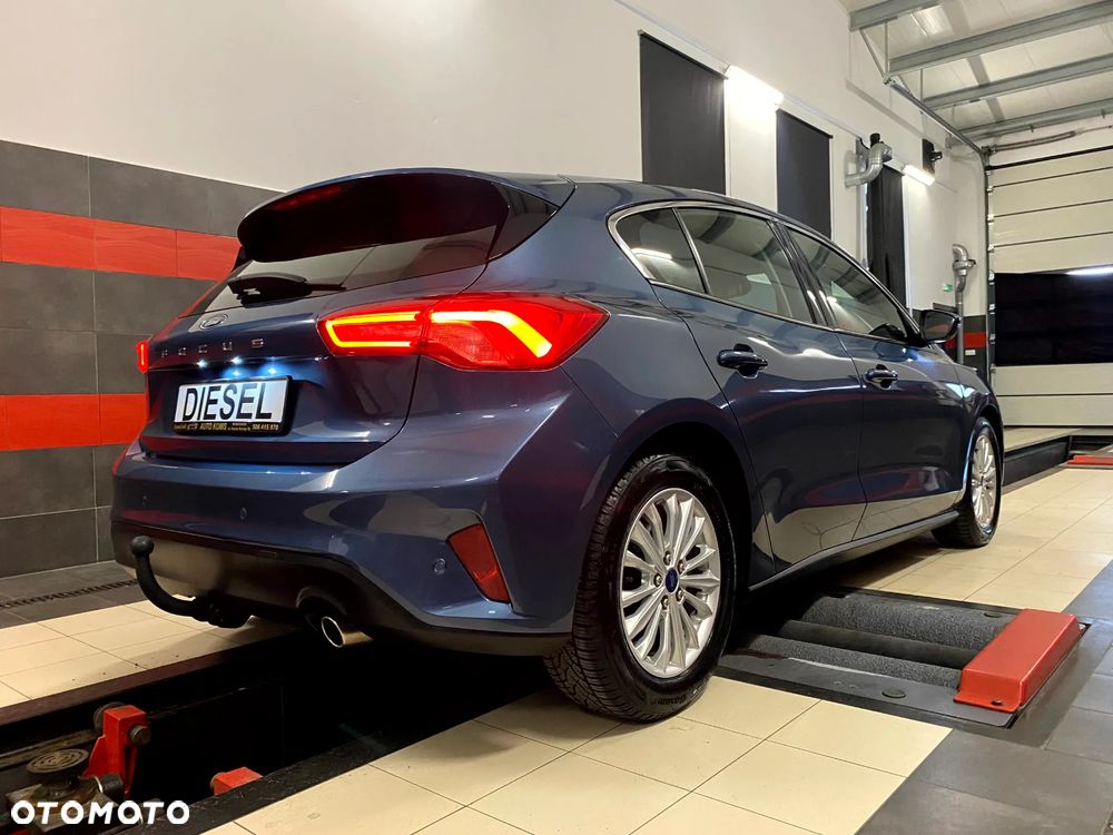 Ford Focus 1.5 EcoBlue Start-Stopp-System COOL&CONNECT DESIGN - 10