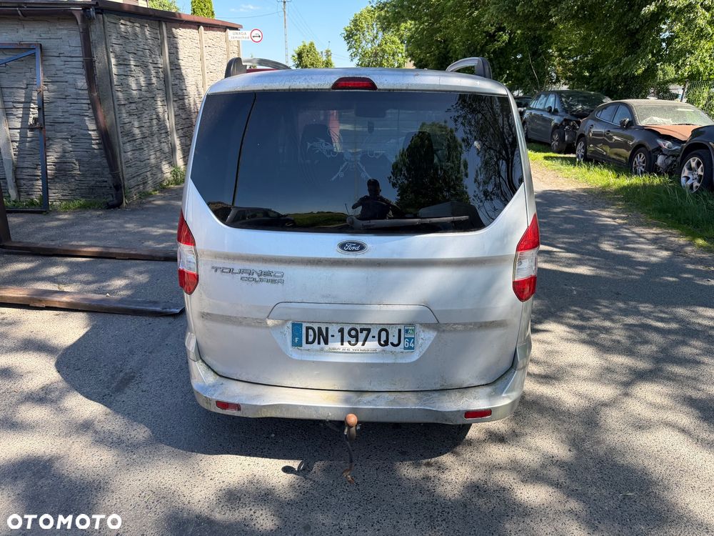 Ford Tourneo Courier 1.6 TDCi Titanium - 5