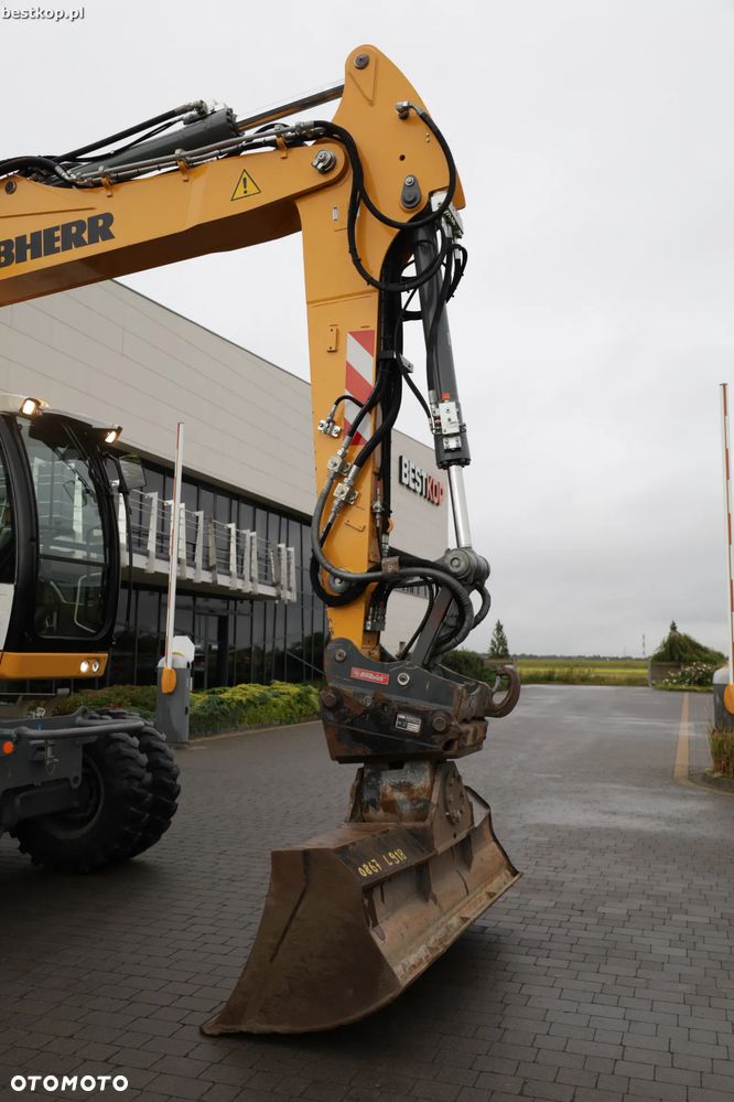 Liebherr A918 Compact - 21