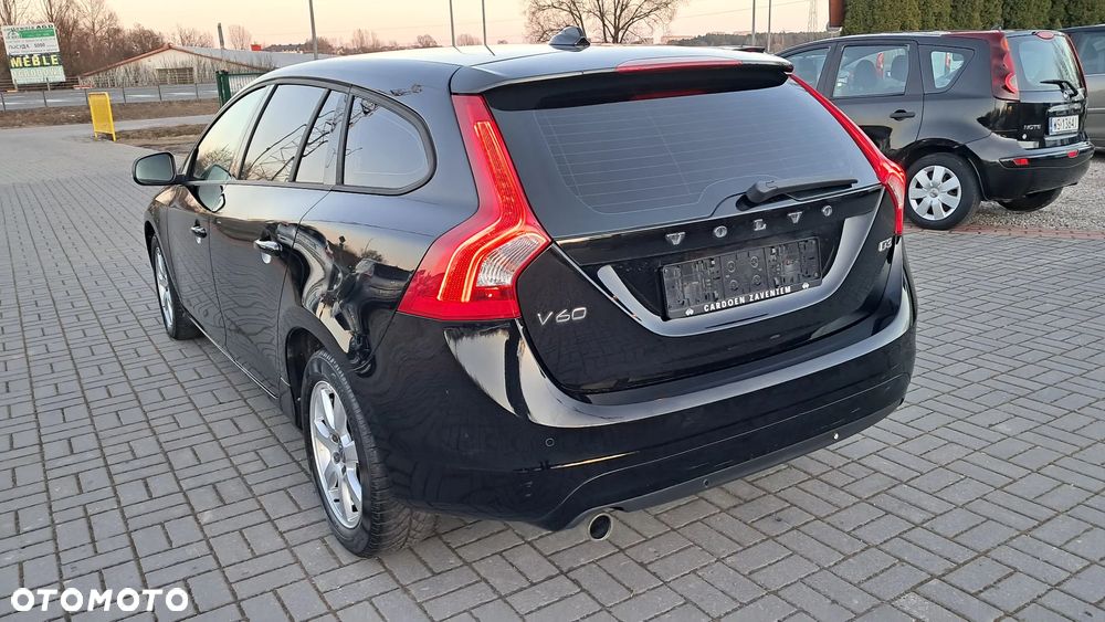 Volvo V60 D3 Base - 4