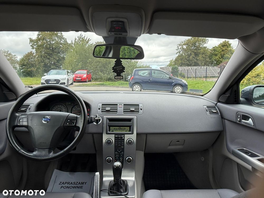 Volvo S40 1.8 Momentum - 7