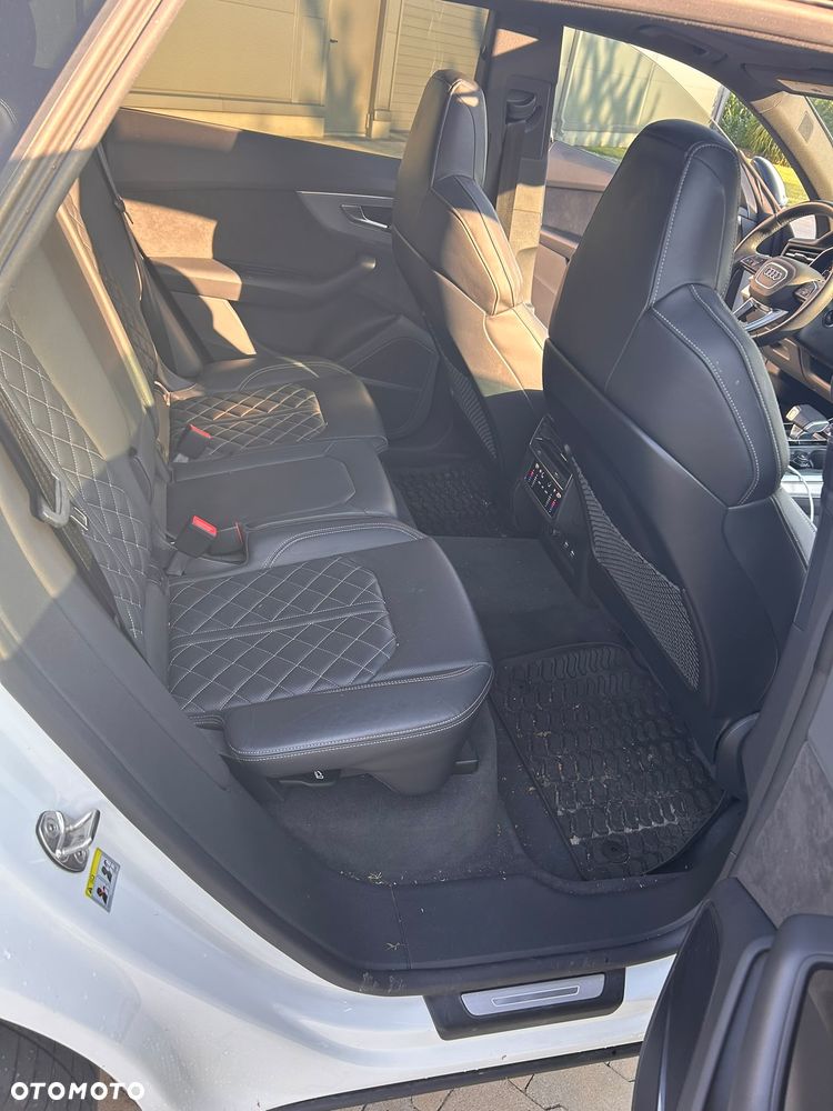 Audi SQ8 TFSI quattro tiptronic - 26