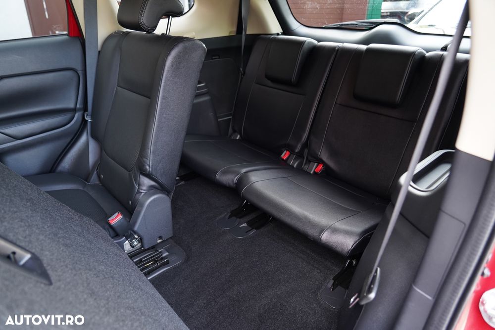 Mitsubishi Outlander 2.2 DI-D 4WD Automatik Diamant Edition - 20