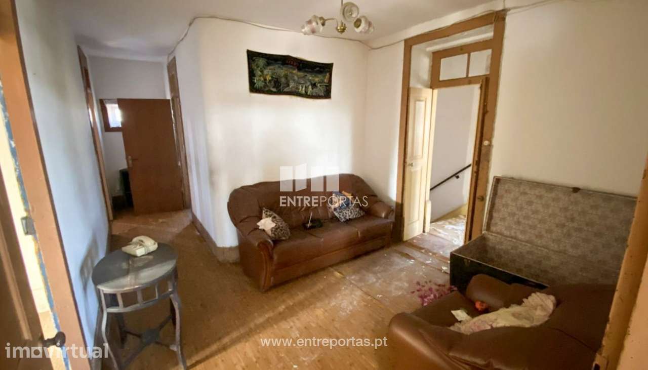 Venda de Moradia para restauro em Vila do Conde - Grande imagem: 3/17