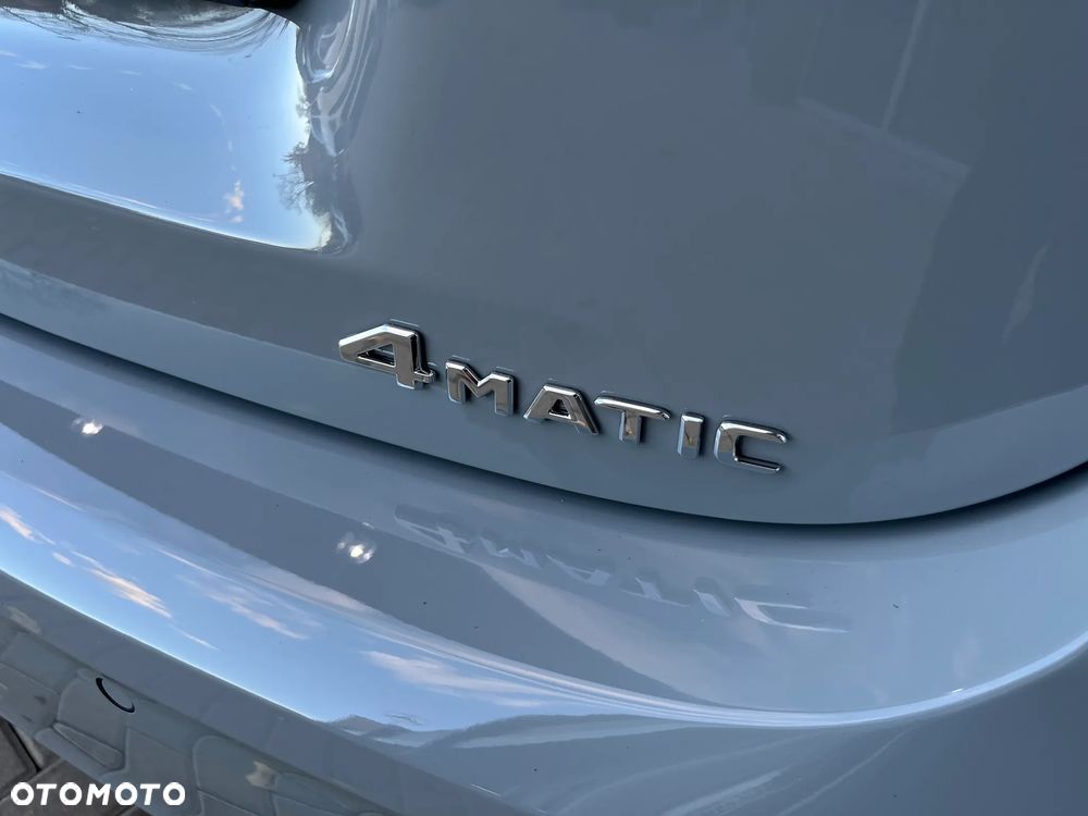 Mercedes-Benz Klasa A 220 4-Matic AMG Line 8G-DCT - 24