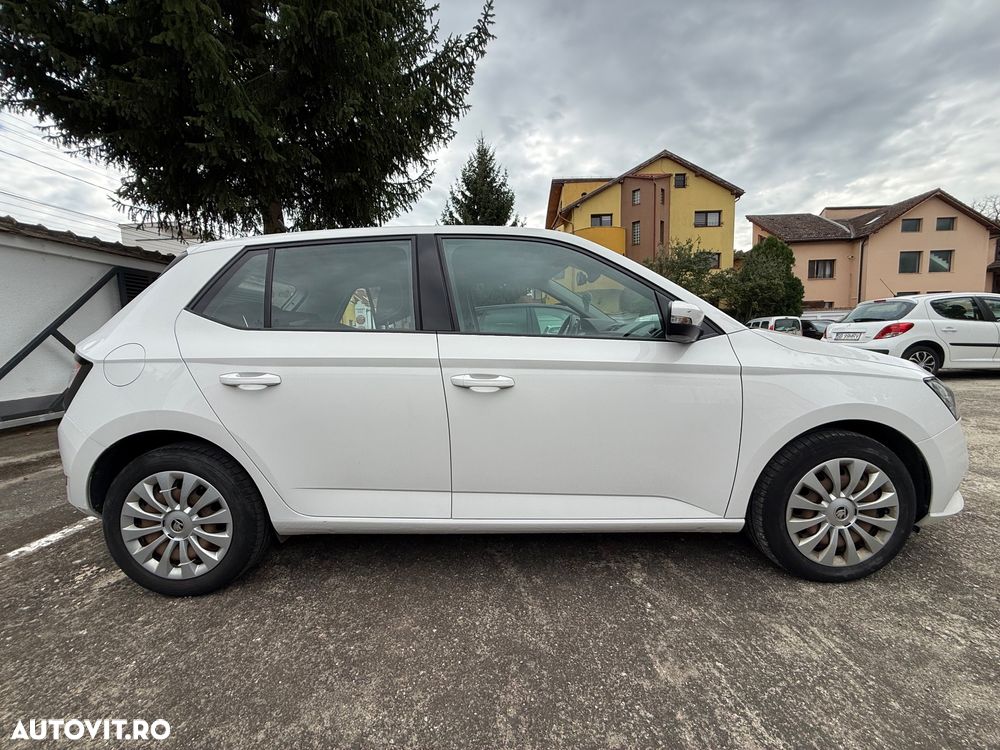 Skoda Fabia 1.0 TSI Ambition - 4
