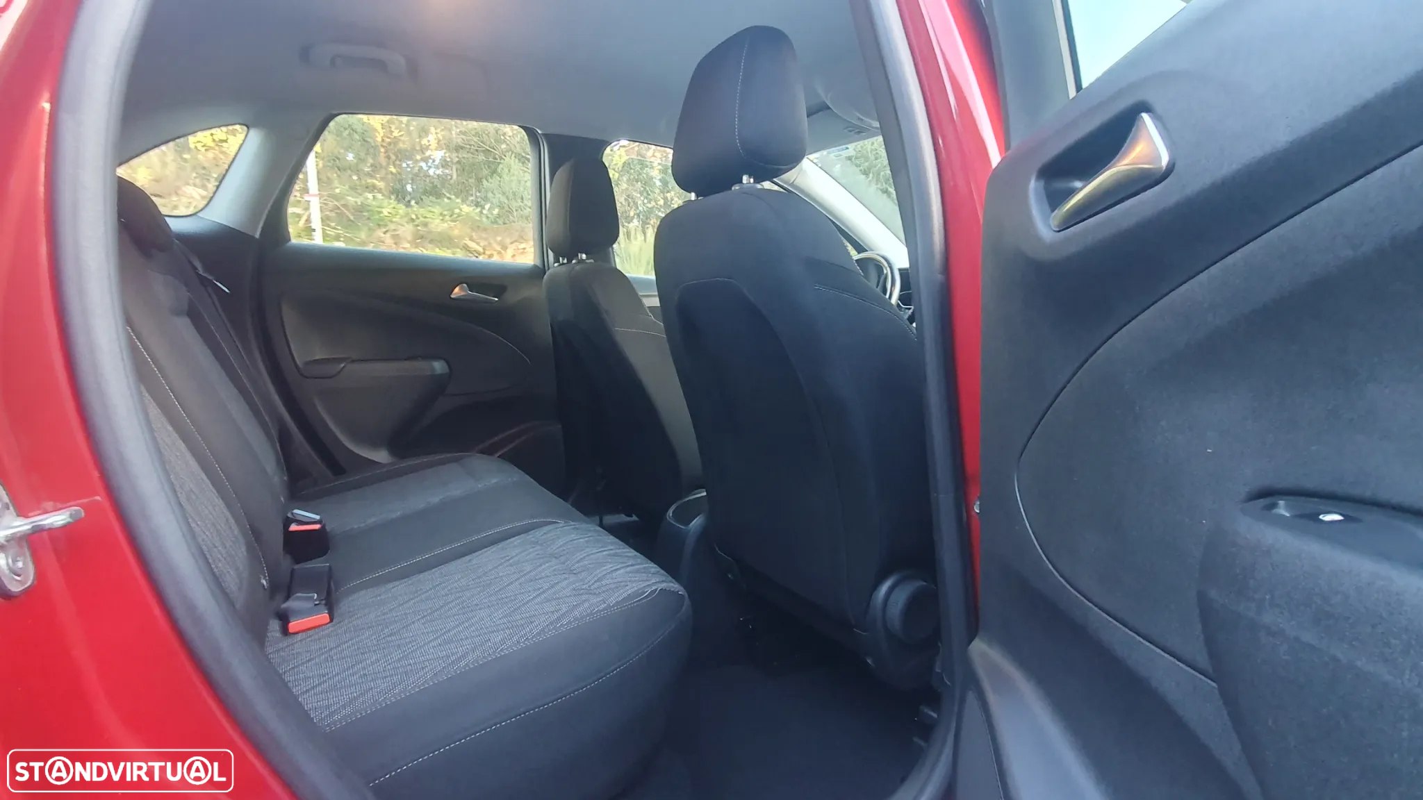 Opel Crossland X 1.2 T 2020 - 23