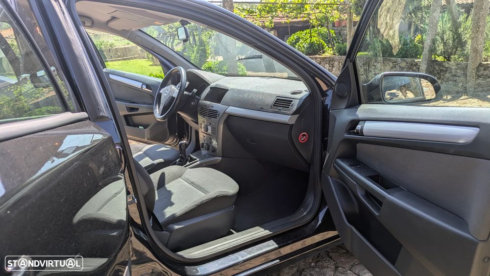 Opel Astra 1.3 CDTI Enjoy EcoFLEX - 11
