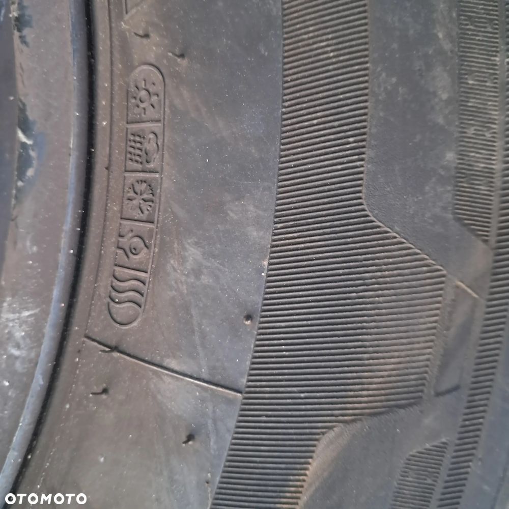 Opona wielosezonowa Sprinter Transit 235/65/16C 235/65R16C Hankook Vantra STA S2 7,5mm igła - 4