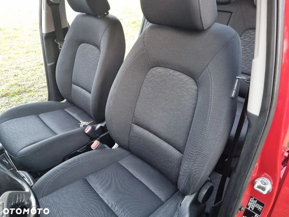 Hyundai ix20 1.6 CRDi Classic - 19