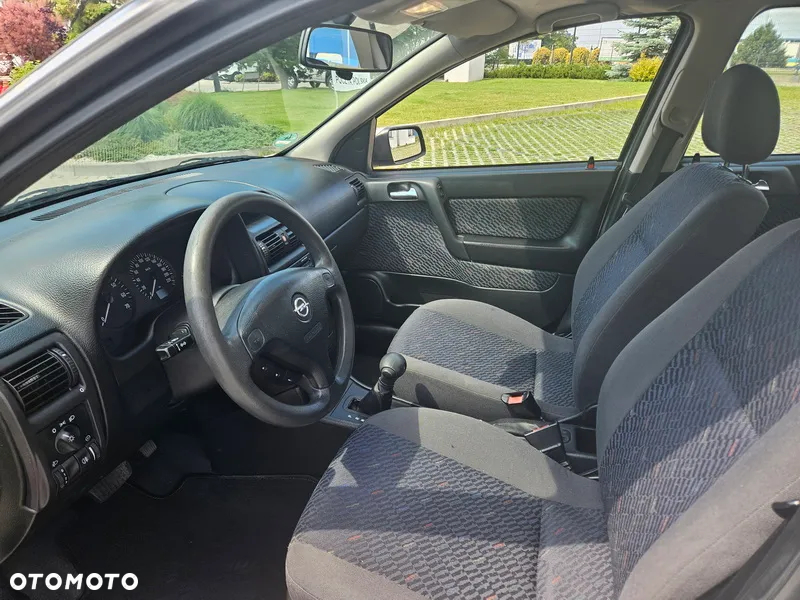 Opel Astra - 8