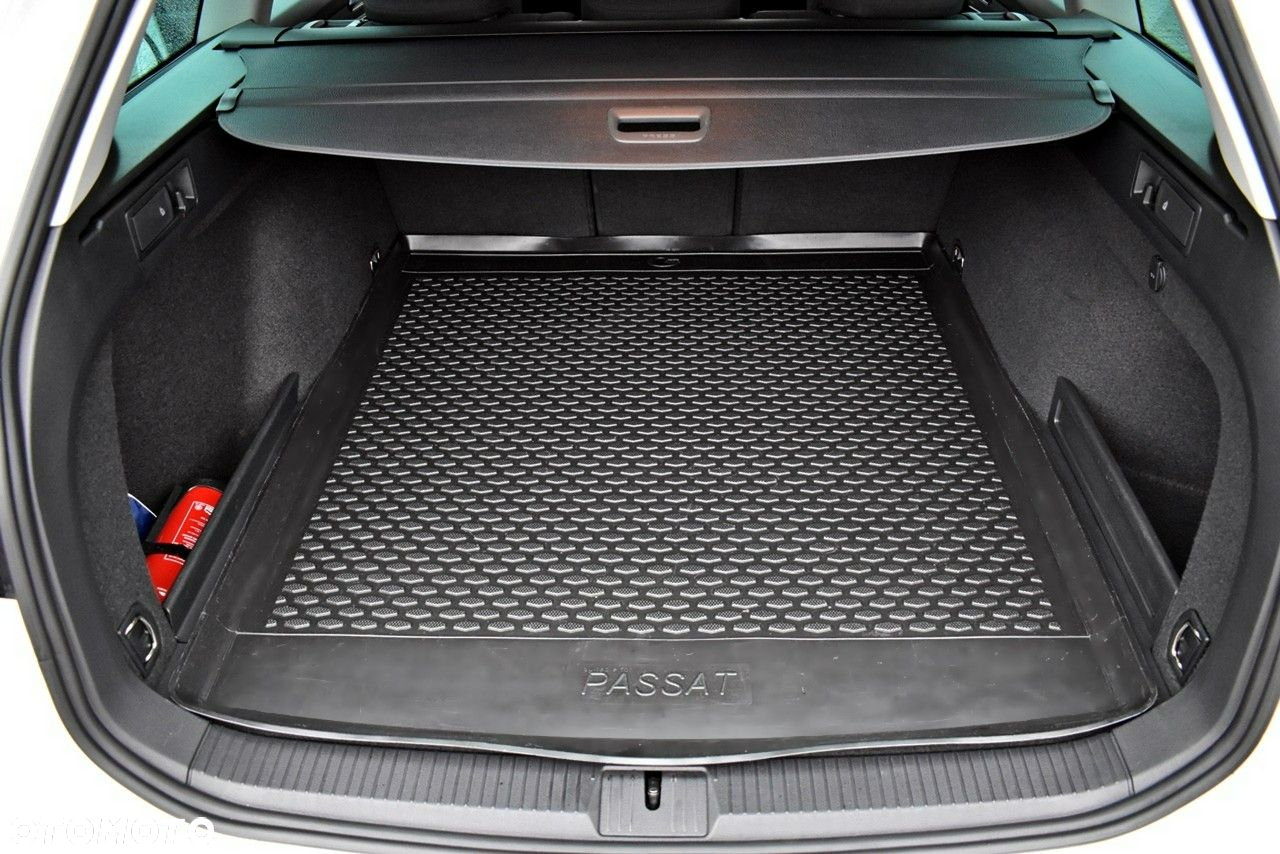 Volkswagen Passat 2.0 TDI EVO Business DSG - 27