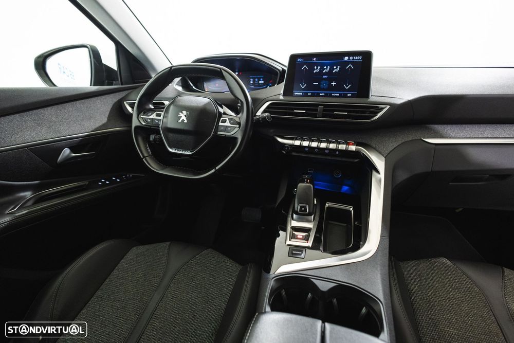 Peugeot 5008 1.2 PureTech Allure EAT8 - 9