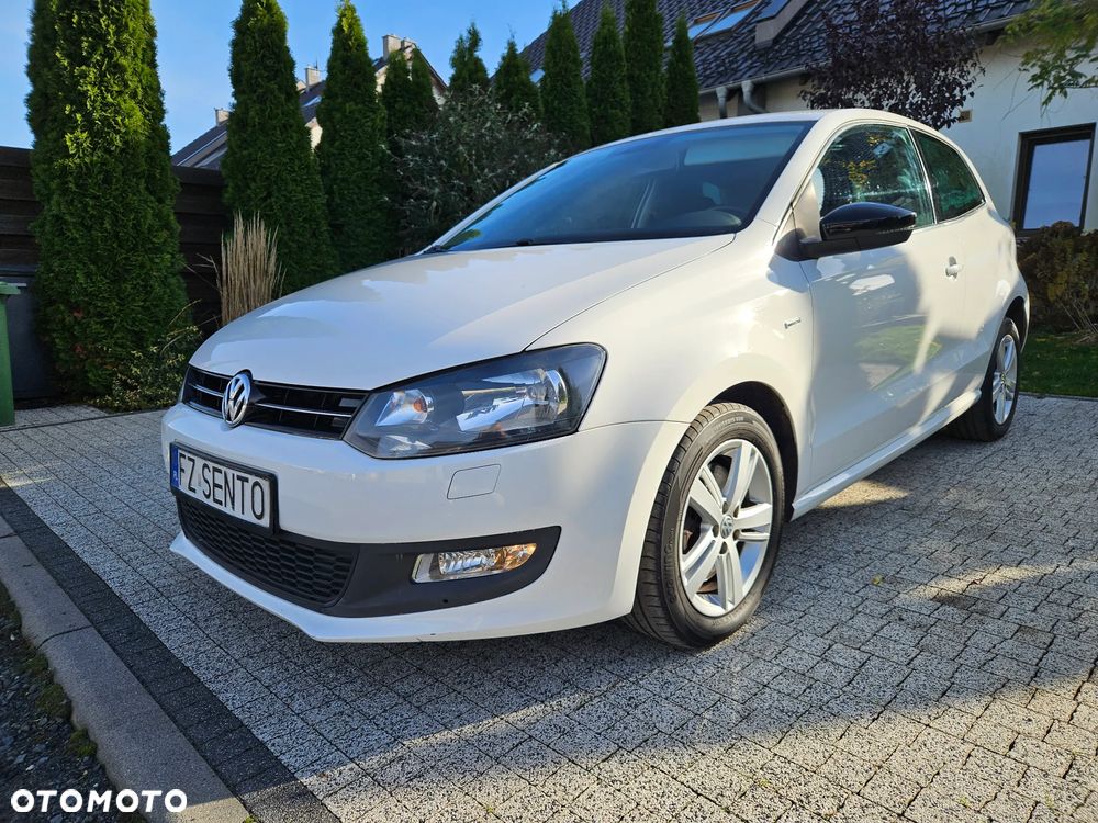 Volkswagen Polo 1.2 TSI Blue Motion Technology MATCH - 2