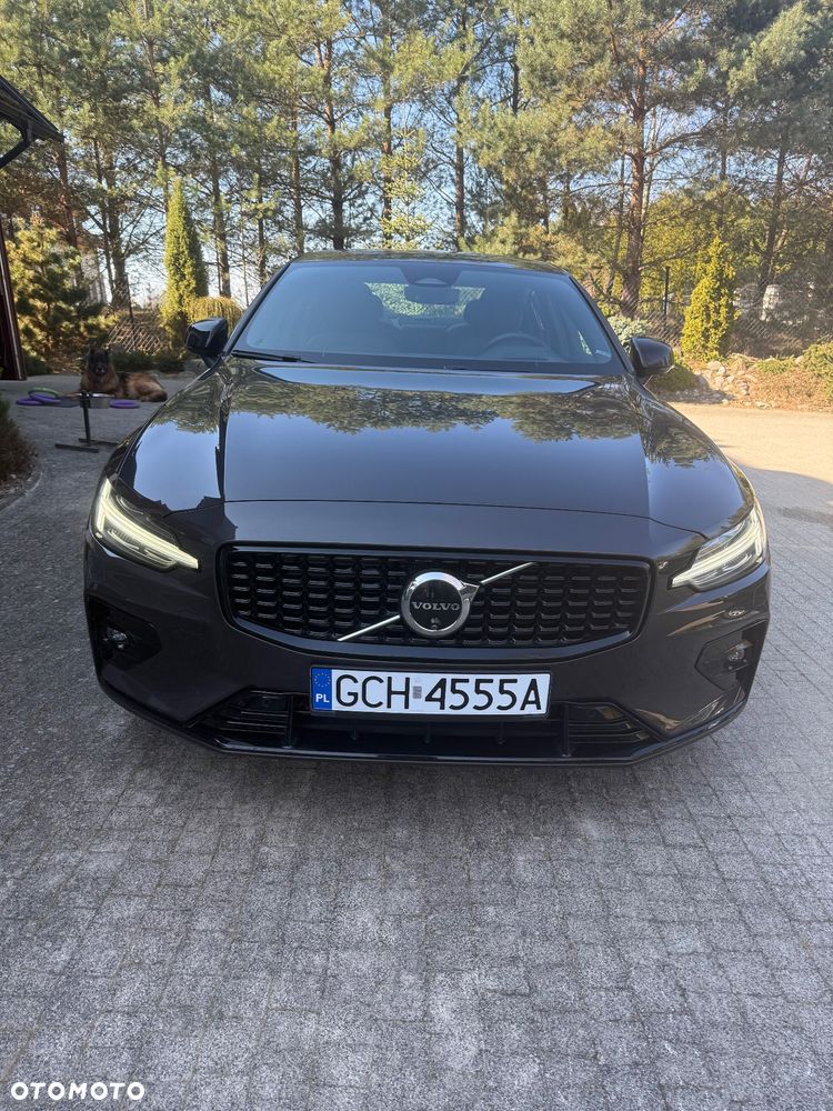 Volvo S60 B5 B AWD Ultimate Dark - 1