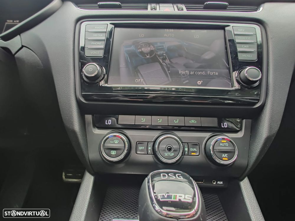 Skoda Octavia 2.0 TDI RS DSG - 20