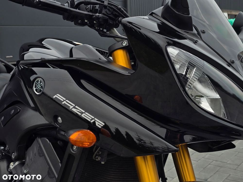 Yamaha FZ8 - 40
