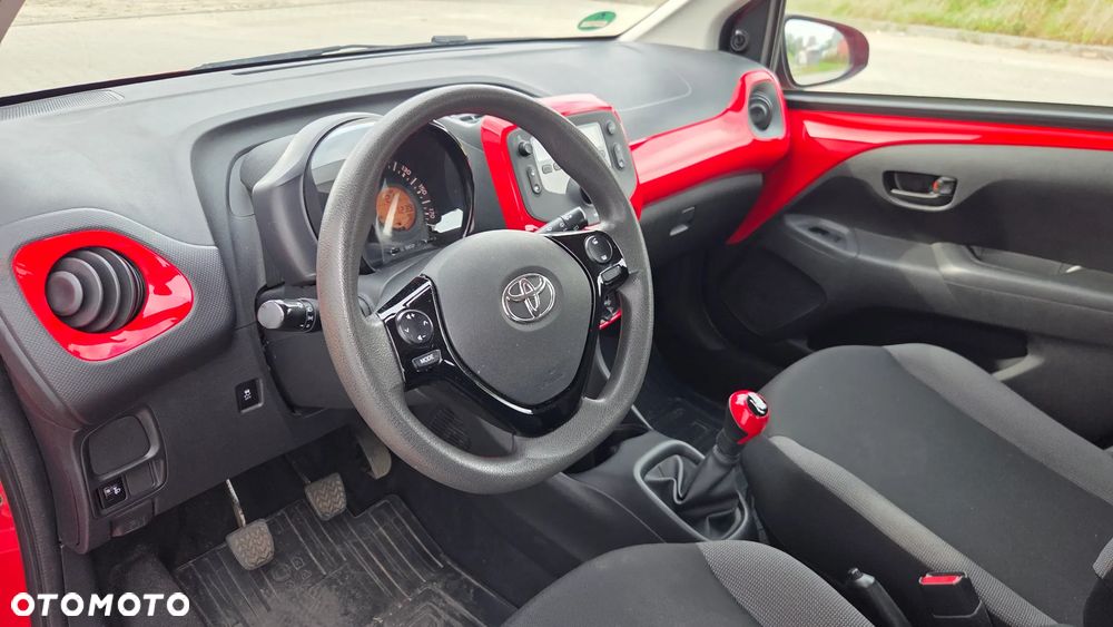 Toyota Aygo 1.0 VVT-i Color Edition - 10