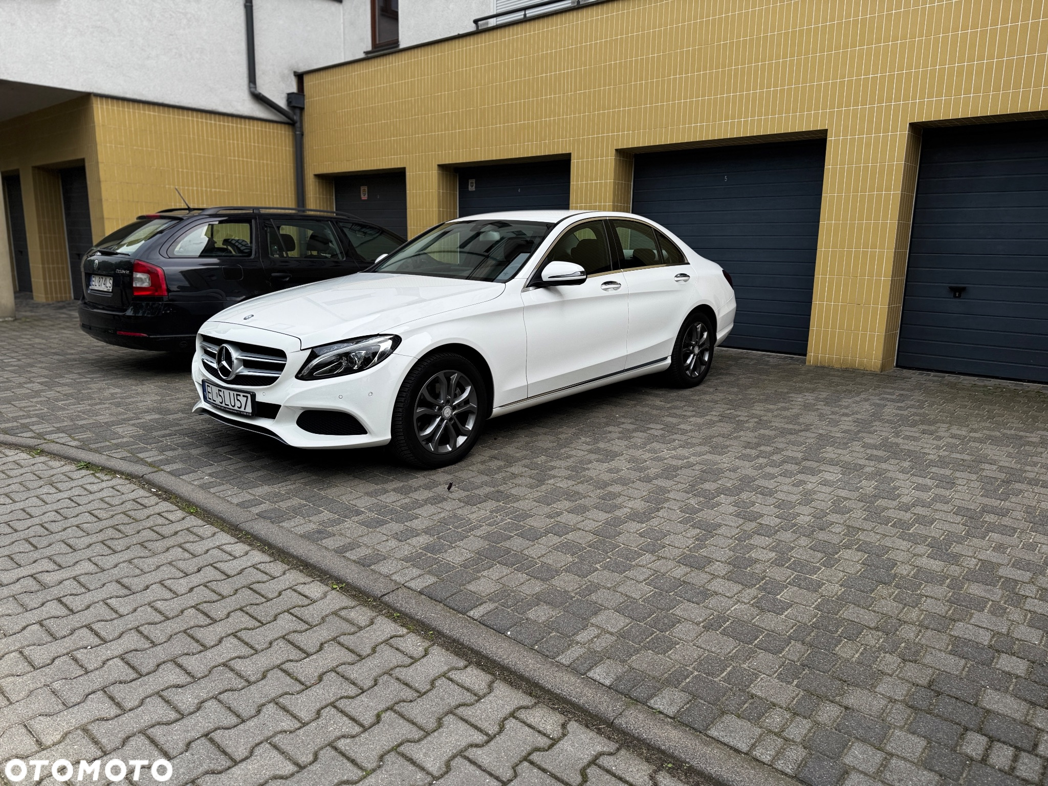 Mercedes-Benz Klasa C 200 4-Matic 7G-TRONIC - 12