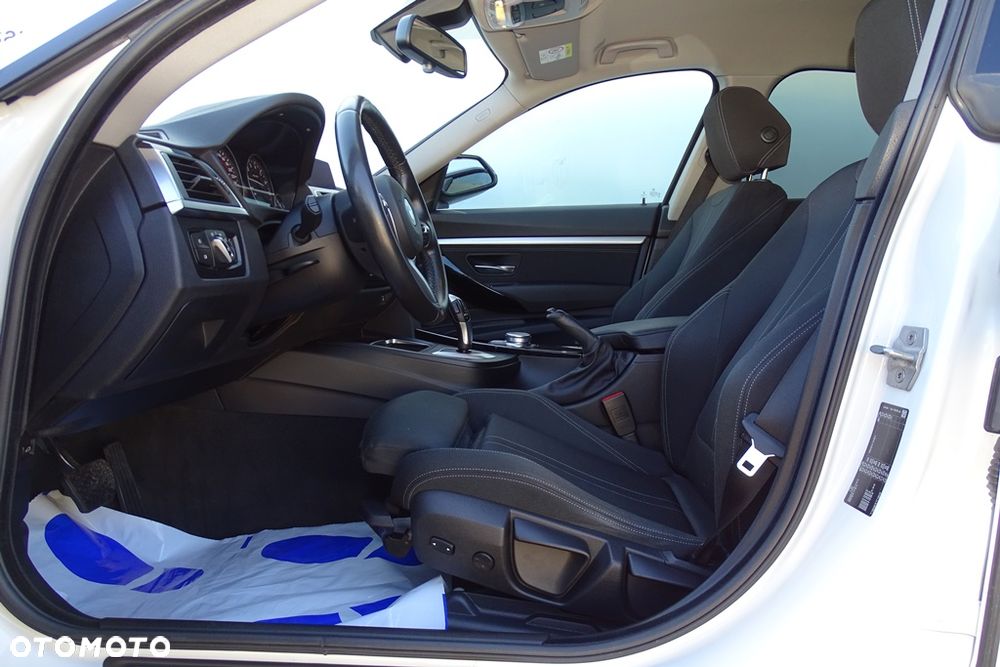 BMW 3GT 320i GPF Sport Line sport - 21