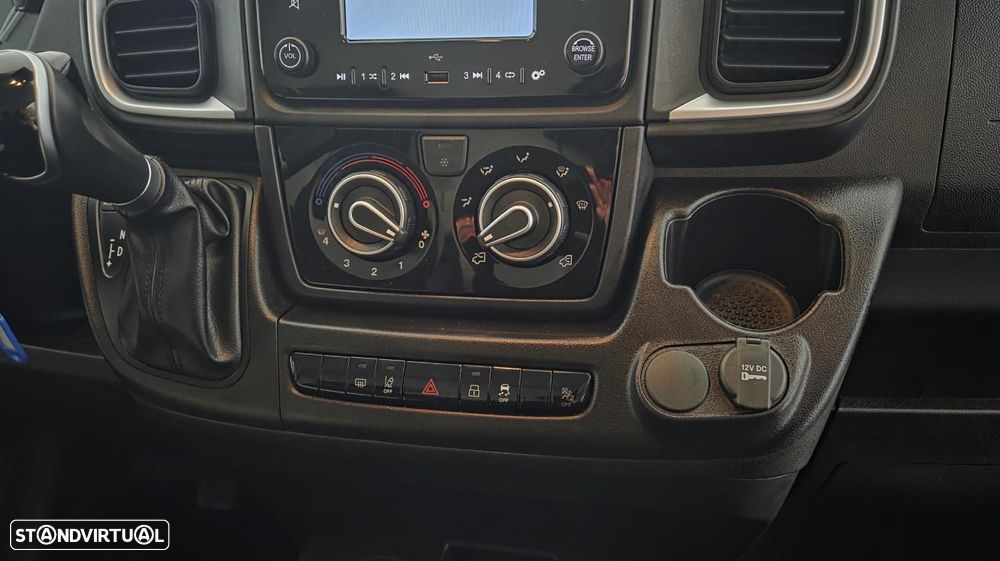 Peugeot Boxer 335 2.2BHDI - 14