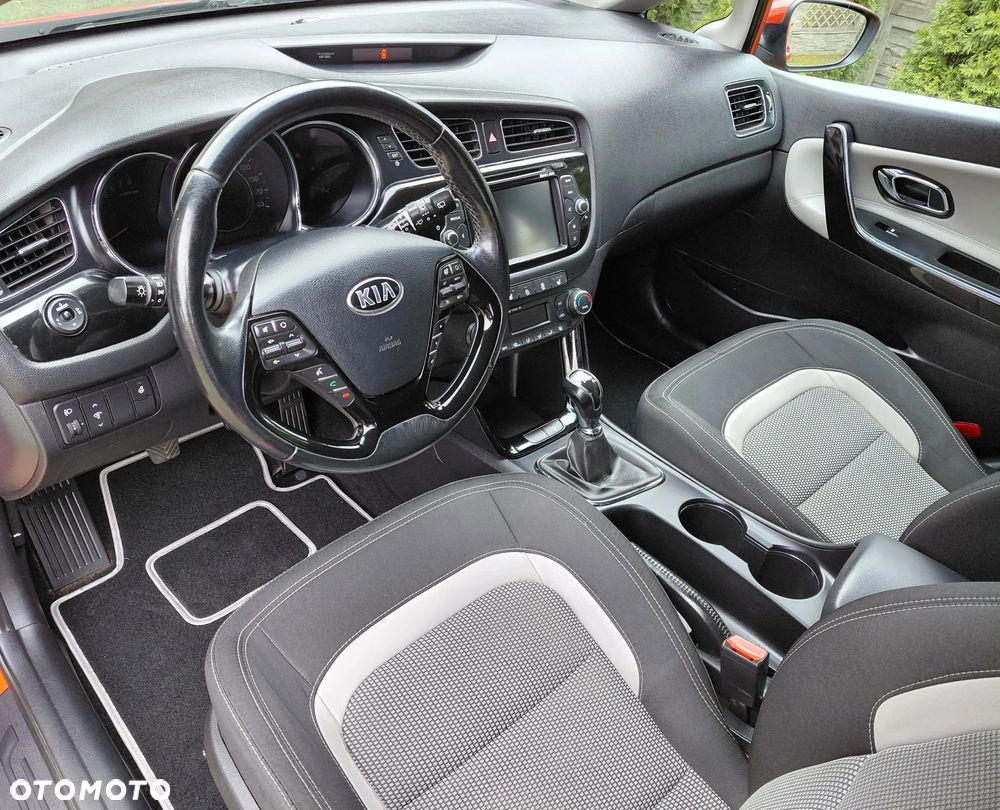 Kia Ceed 1.4 CVVT Spirit - 14