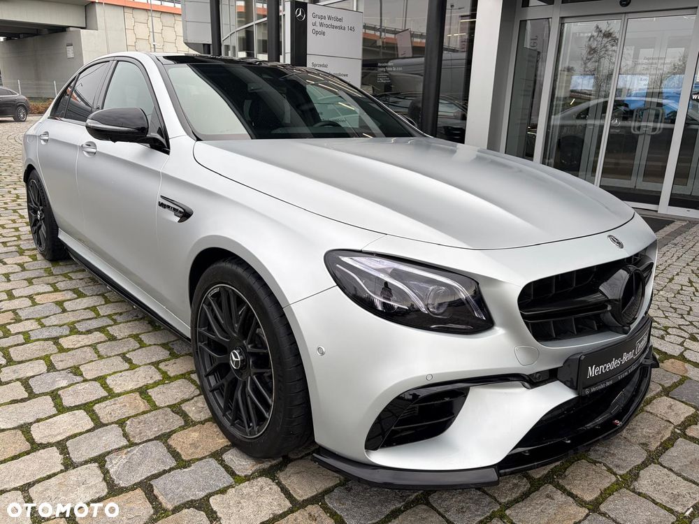 Mercedes-Benz Klasa E AMG 63 4Matic AMG Speedshift 9G-MCT - 1