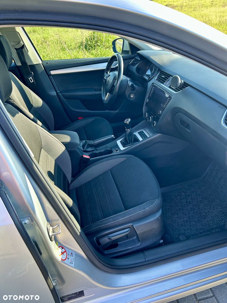 Skoda Octavia 1.6 TDI Ambition - 14