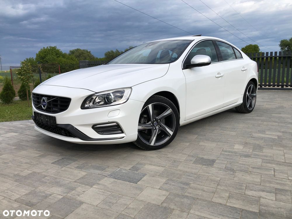 Volvo S60 - 1