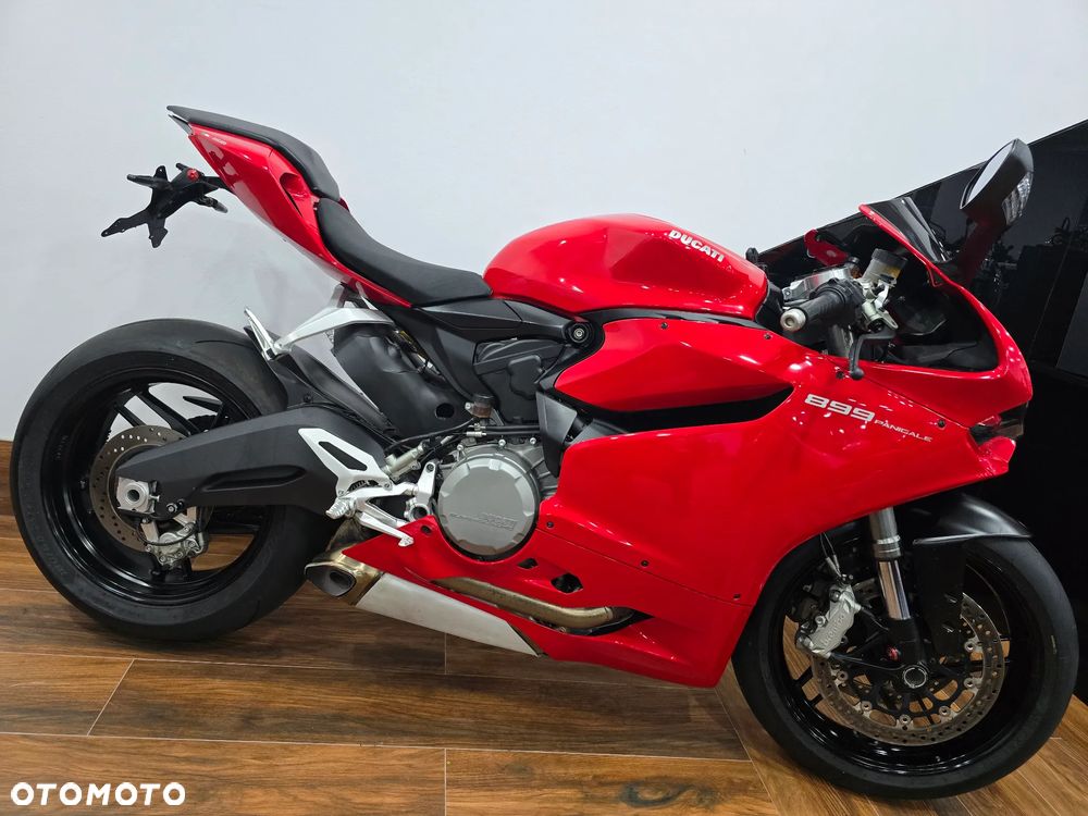 Ducati Panigale 899 - 1