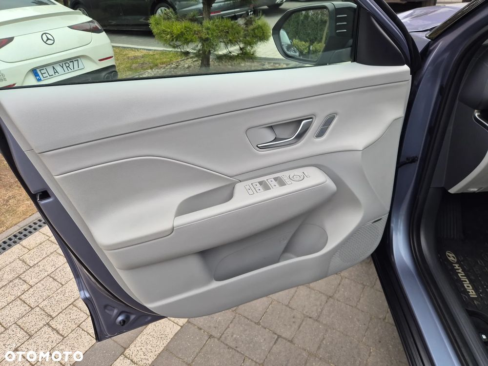 Hyundai Kona 1.6 GDI Hybrid Platinum DCT - 29