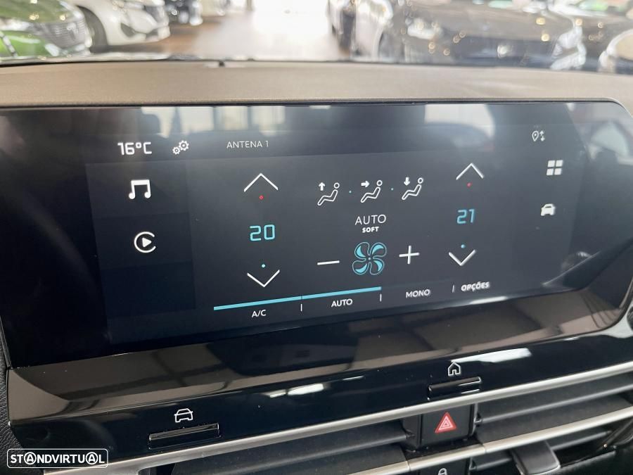 Citroën C4 X 1.2 PureTech Plus EAT8 - 23